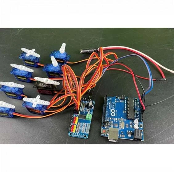 PCA9685 16 channel 12 bit PWM servo driver