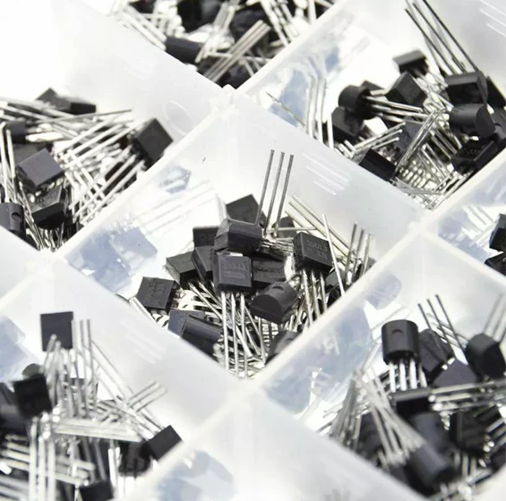 15Value 600PCS TO-92 Transistor Assortment Box - NPN & PNP - 2N2222, 2N3904, 2N3906, 2N5401, 2N5551, A1015, C1815, C945, S8050, S8550, S9012, S9013, S9014, S9015, S9018.